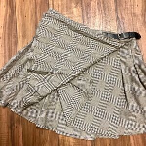 Forever 21 Side Buckle Plaid Pleated Wrap Mini Skirt Size Medium